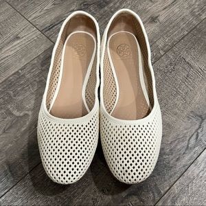 Authentic Tory Burch Cream Flats!